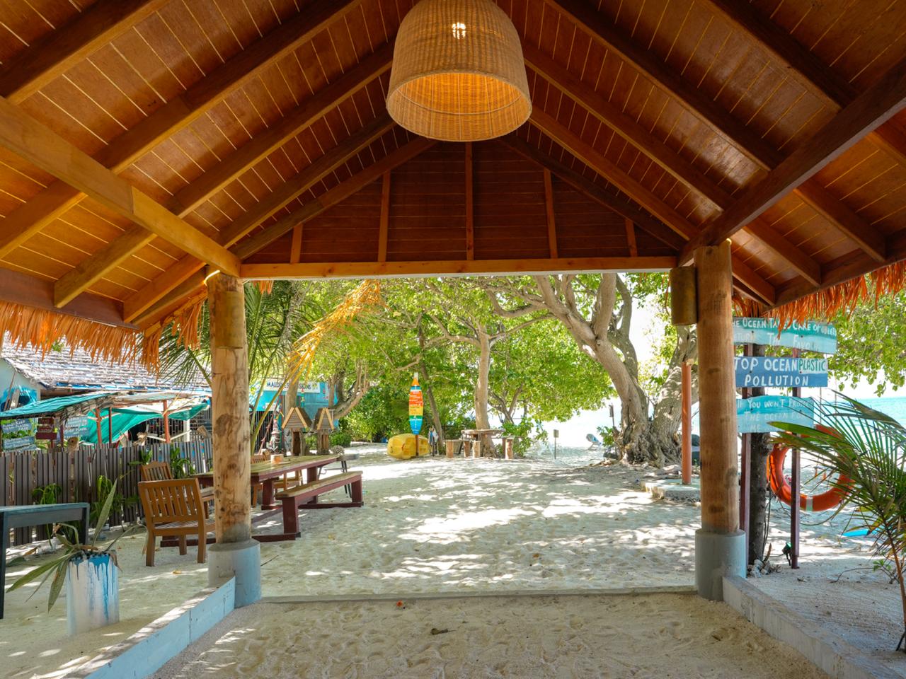 Thundi by Biosphere - Image 31