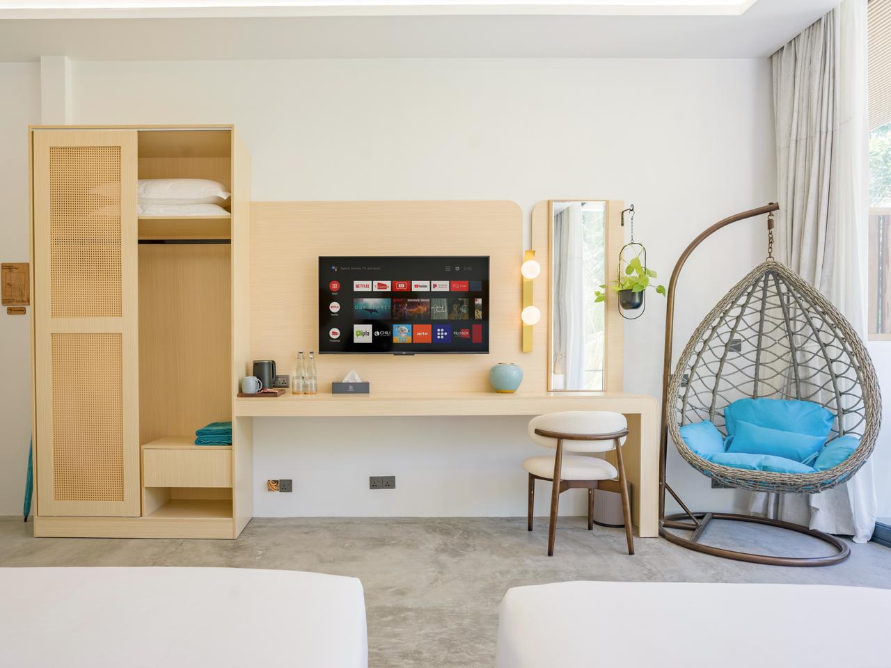 Deluxe Seaview Family Room with Balcony