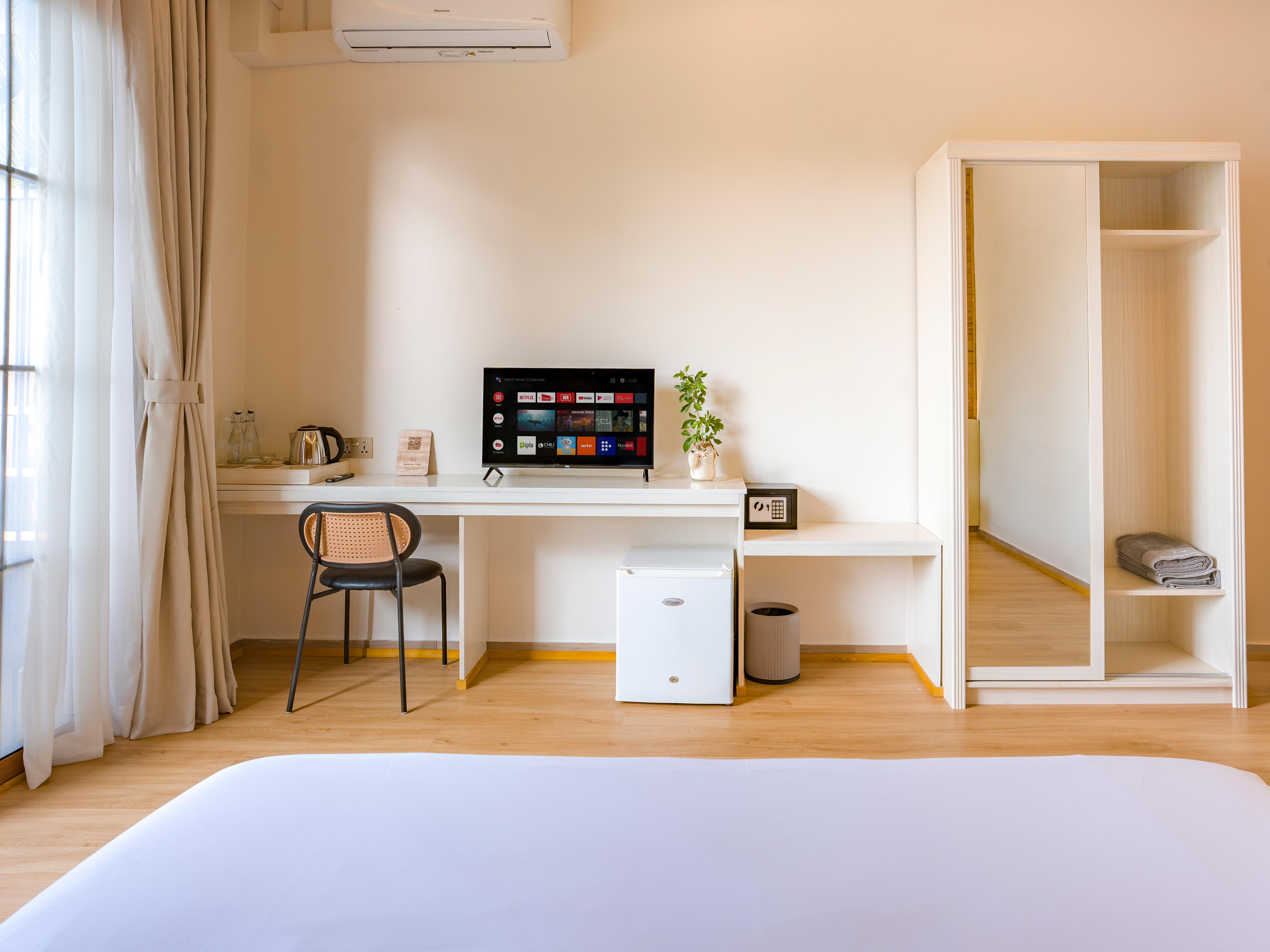 Premium Deluxe Islandview with Balcony